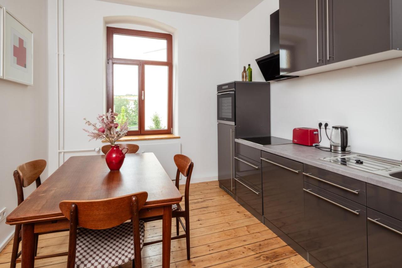 Kuenstlerzimmer Im Kulturhaus Haeselburg 格拉 外观 照片