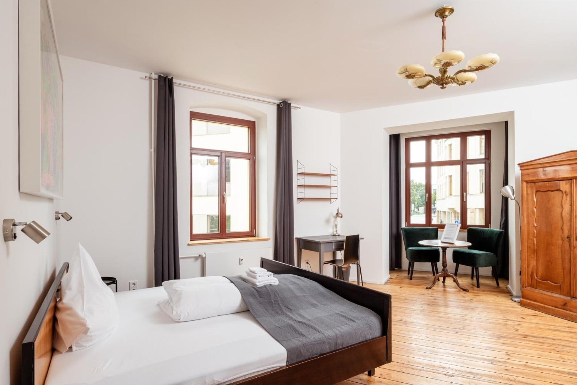 Kuenstlerzimmer Im Kulturhaus Haeselburg 格拉 外观 照片