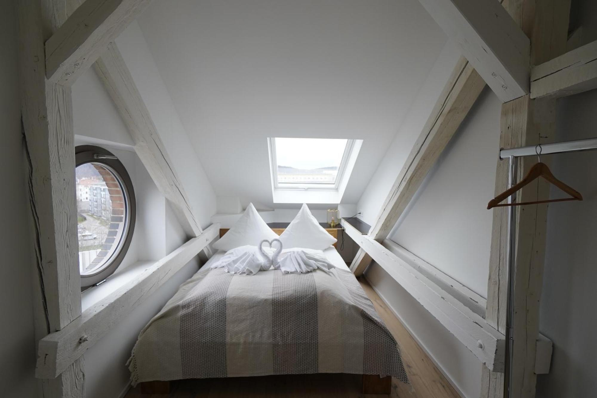 Kuenstlerzimmer Im Kulturhaus Haeselburg 格拉 外观 照片